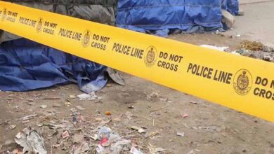 महाराष्ट्र में दर्दनाक हादसा: खाई में गिरी गाड़ी, दर्शन कर लौट रहे आठ लोगों की मौत महाराष्ट्र में दर्दनाक हादसा: खाई में गिरी गाड़ी, दर्शन कर लौट रहे आठ लोगों की मौत