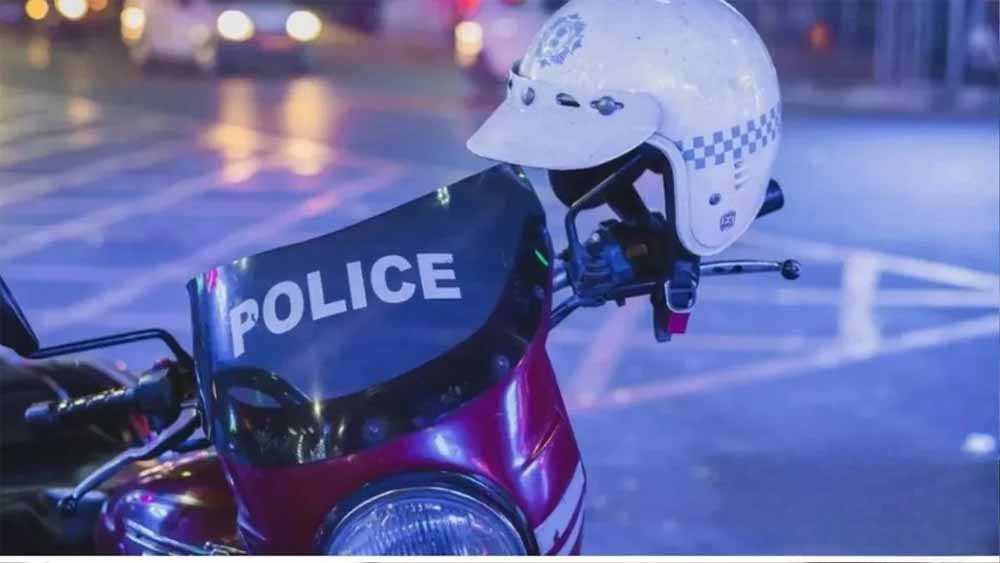 भोपाल: हेलमेट नहीं पहना? तीसरी बार पकड़े जाने पर खाकी भी नहीं बचेगी – बड़ा जुर्माना तय! भोपाल: हेलमेट नहीं पहना? तीसरी बार पकड़े जाने पर खाकी भी नहीं बचेगी – बड़ा जुर्माना तय!