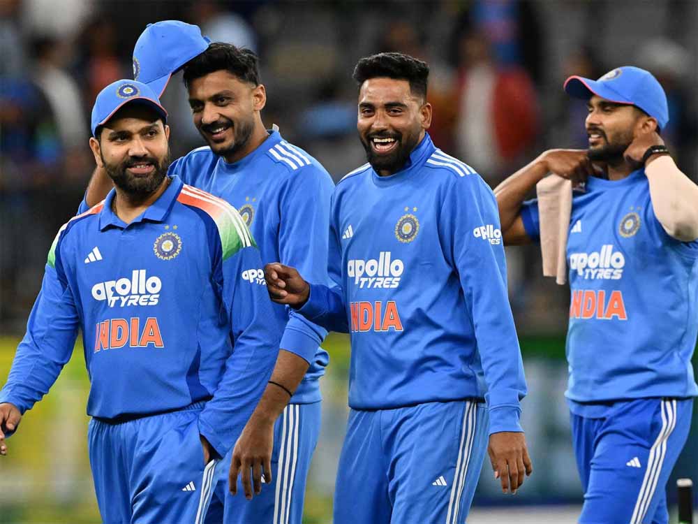 IND vs AUS: जीत ही एक रास्ता! कोहली-रोहित के सामने सीरीज बचाने की चुनौती IND vs AUS: जीत ही एक रास्ता! कोहली-रोहित के सामने सीरीज बचाने की चुनौती