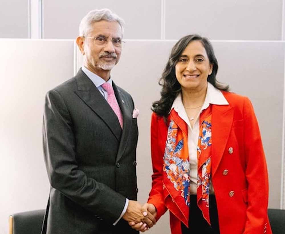 भारत-कनाडा गठजोड़: एआई से लेकर साइबर सुरक्षा तक, नई साझेदारी पर लगी मुहर भारत-कनाडा गठजोड़: एआई से लेकर साइबर सुरक्षा तक, नई साझेदारी पर लगी मुहर