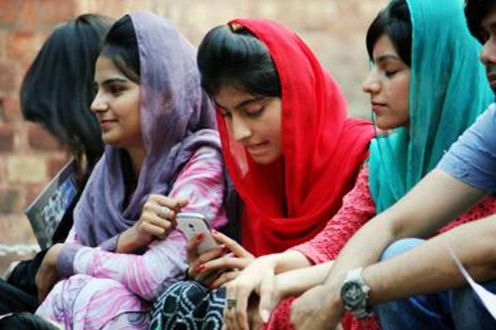 बलूचिस्तान में फिर से इंटरनेट बंद, 24 घंटे का डिजिटल ब्लैकआउट लागू बलूचिस्तान में फिर से इंटरनेट बंद, 24 घंटे का डिजिटल ब्लैकआउट लागू