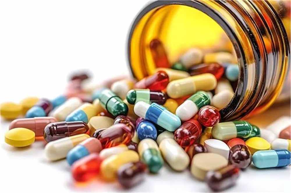 देशभर में दवा खतरा: WHO ने तीन कफ सिरप को बताया जानलेवा, 112 दवाएं फेल हुईं