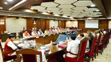 रिटायरमेंट के बाद सरकारी घर पर कब्जा महंगा पड़ेगा! अब भरना होगा पेनल्टी समेत भारी किराया रिटायरमेंट के बाद सरकारी घर पर कब्जा महंगा पड़ेगा! अब भरना होगा पेनल्टी समेत भारी किराया