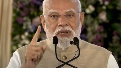 मोदी का कांग्रेस पर हमला: कहा, सीताराम केसरी को बाथरूम में बंद किया, अध्यक्ष की कुर्सी तक चुराई गई मोदी का कांग्रेस पर हमला: कहा, सीताराम केसरी को बाथरूम में बंद किया, अध्यक्ष की कुर्सी तक चुराई गई