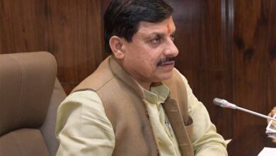 कार्बाइड गन से घायल बच्चों और नागरिकों का उपचार सर्वोच्च प्राथमिकता में हो : मुख्यमंत्री डॉ. यादव कार्बाइड गन से घायल बच्चों और नागरिकों का उपचार सर्वोच्च प्राथमिकता में हो : मुख्यमंत्री डॉ. यादव