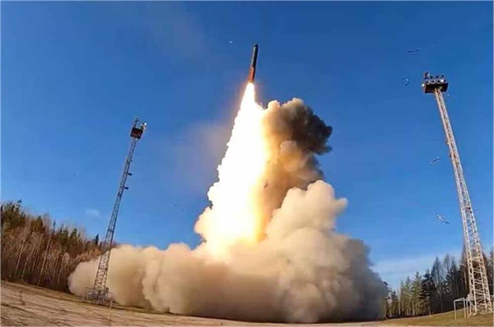 परमाणु युद्ध का खतरा बढ़ा! रूस ने किया भयंकर Nuclear War अभ्यास