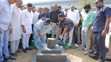 दिल्ली में छठ महापर्व की रौनक: CM रेखा गुप्ता ने कई घाटों का किया उद्घाटन दिल्ली में छठ महापर्व की रौनक: CM रेखा गुप्ता ने कई घाटों का किया उद्घाटन