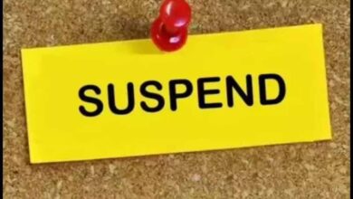 J&K में पुलिस में हड़कंप! SSP ने सब-इंस्पेक्टर समेत 8 पुलिसकर्मियों को सस्पेंड किया J&K में पुलिस में हड़कंप! SSP ने सब-इंस्पेक्टर समेत 8 पुलिसकर्मियों को सस्पेंड किया