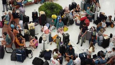 अमेरिका में हवाई अफरा-तफरी! 118 उड़ानें रद्द, 8700 से ज्यादा देरी से रवाना — FAA ने दी बड़ी चेतावनी अमेरिका में हवाई अफरा-तफरी! 118 उड़ानें रद्द, 8700 से ज्यादा देरी से रवाना — FAA ने दी बड़ी चेतावनी