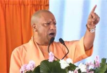 सीवान में गरजे योगी आदित्यनाथ: कहा– RJD राज में अपराध और अपहरण था उद्योग