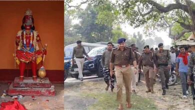 हनुमान जी की मूर्ति क्षतिग्रस्त, बिहार के इस जिले में माहौल तनावपूर्ण—ग्रामीणों का फूटा गुस्सा, SP और DSP मैदान में हनुमान जी की मूर्ति क्षतिग्रस्त, बिहार के इस जिले में माहौल तनावपूर्ण—ग्रामीणों का फूटा गुस्सा, SP और DSP मैदान में