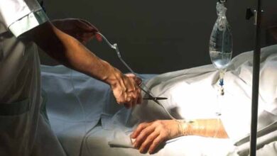 इच्छामृत्यु पर जनता की साफ ‘ना’! 53% वोटरों ने किया कानून खारिज