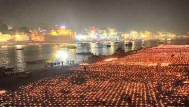 25 लाख दीपों से रौशन होगी काशी: 84 घाट और 96 कुंडों पर सजेगा अद्भुत दीपोत्सव 25 लाख दीपों से रौशन होगी काशी: 84 घाट और 96 कुंडों पर सजेगा अद्भुत दीपोत्सव