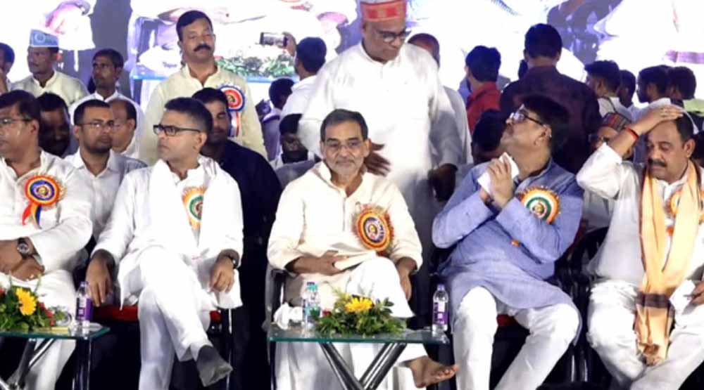 बेटे की मंत्रिमंडल में एंट्री के बाद कुशवाहा को करारा झटका, चार बड़े नेता पार्टी से हुए बाहर