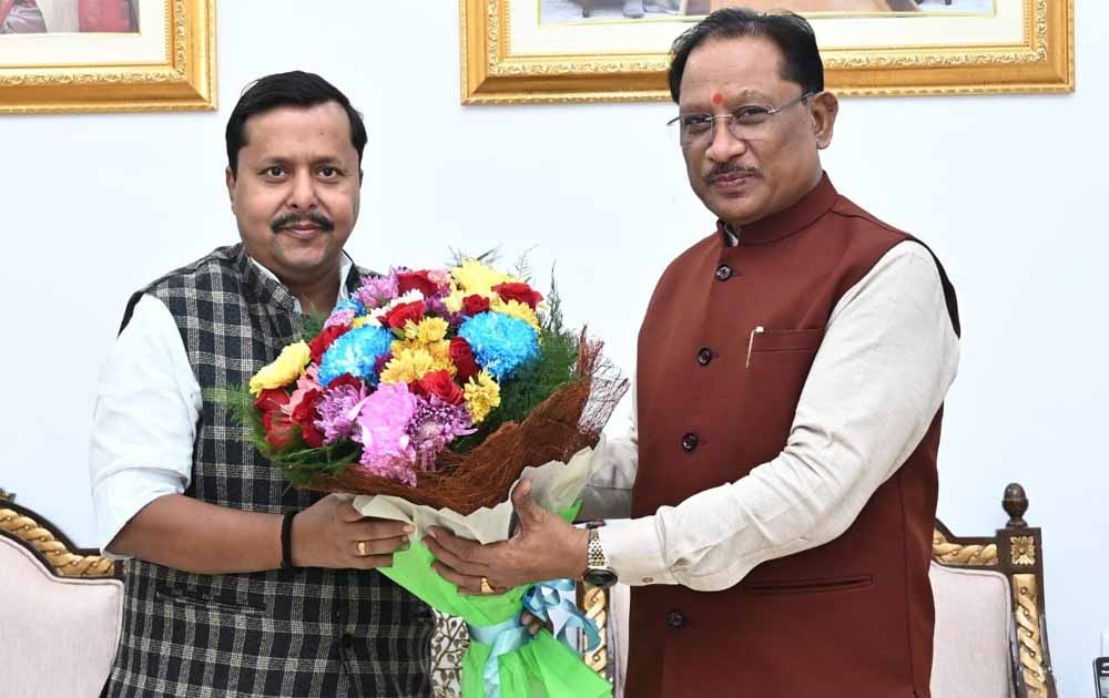 मुख्यमंत्री साय से बिहार के पथ निर्माण मंत्री नितिन नवीन ने की सौजन्य मुलाकात