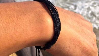 इन राशि वालों के लिए चेतावनी: काला धागा न बांधें, वरना जीवन में बढ़ेंगी मुश्किलें!