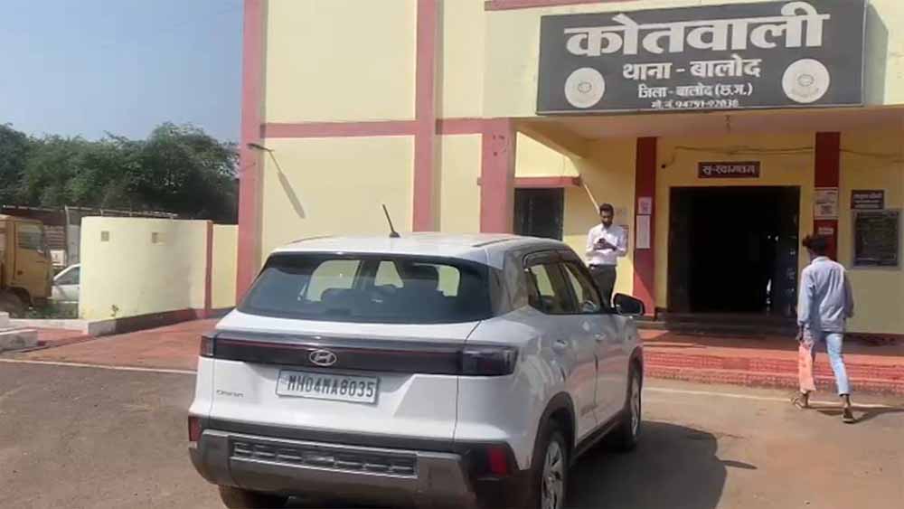 महाराष्ट्र पासिंग कार से 3 करोड़ कैश बरामद, रायपुर से नागपुर ले जाई जा रही थी रकम