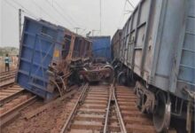 आदित्यपुर रेलवे यार्ड में दो मालगाड़ियों की टक्कर, क्षेत्र में अफरा-तफरी