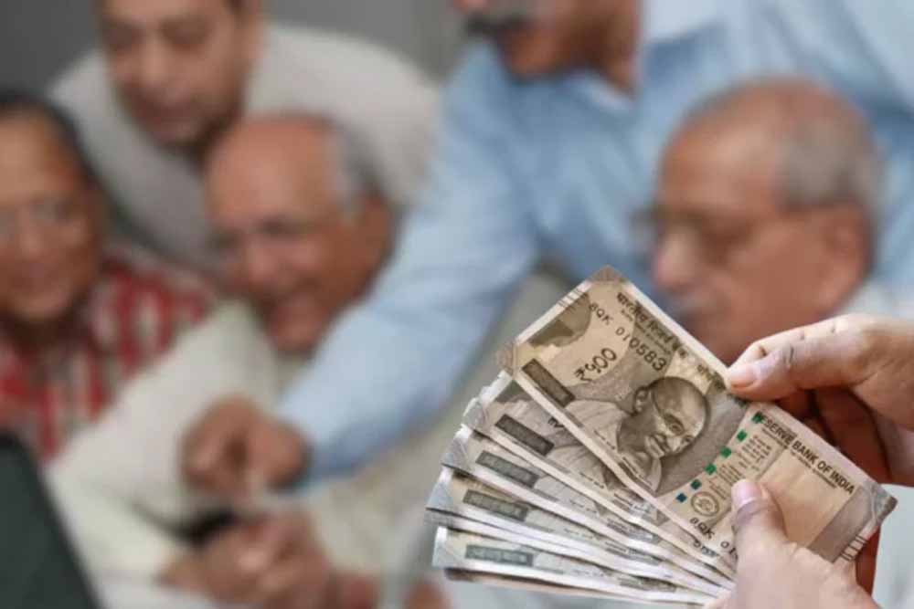 DA और वेतन आयोग पर नहीं पड़ेगा कोई असर: रिटायर्ड कर्मचारियों को सरकार का स्पष्ट जवाब DA और वेतन आयोग पर नहीं पड़ेगा कोई असर: रिटायर्ड कर्मचारियों को सरकार का स्पष्ट जवाब