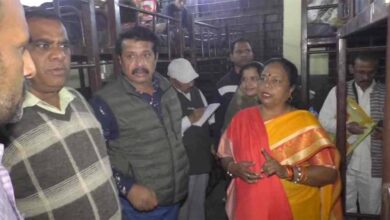 भोपाल महापौर का देर रात रैन बसेरा निरीक्षण: मालती राय ने शाहजहानी पार्क में व्यवस्थाएँ सुधारने के दिए निर्देश