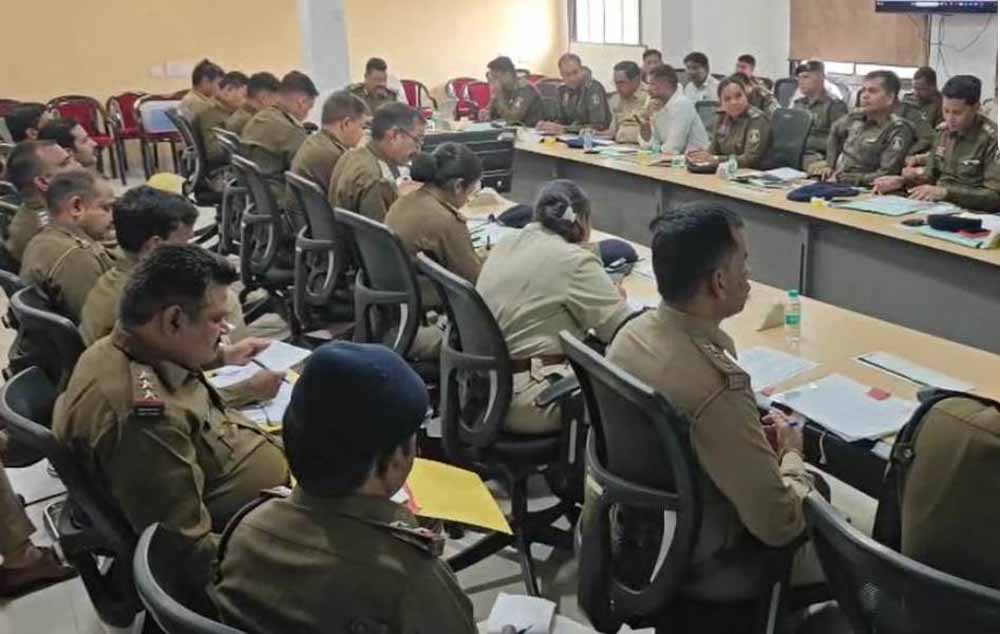DG–IG कॉन्फ्रेंस से पहले राजधानी में पुलिस अलर्ट, क्राइम कंट्रोल को लेकर उच्चस्तरीय समीक्षा बैठक DG–IG कॉन्फ्रेंस से पहले राजधानी में पुलिस अलर्ट, क्राइम कंट्रोल को लेकर उच्चस्तरीय समीक्षा बैठक