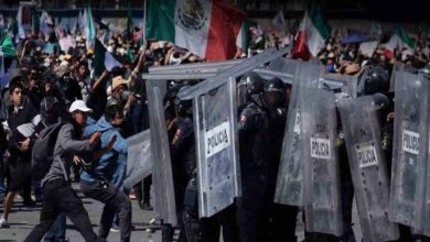 Zen-G विवाद पर भड़का विरोध: युवाओं और पुलिस के बीच झड़प