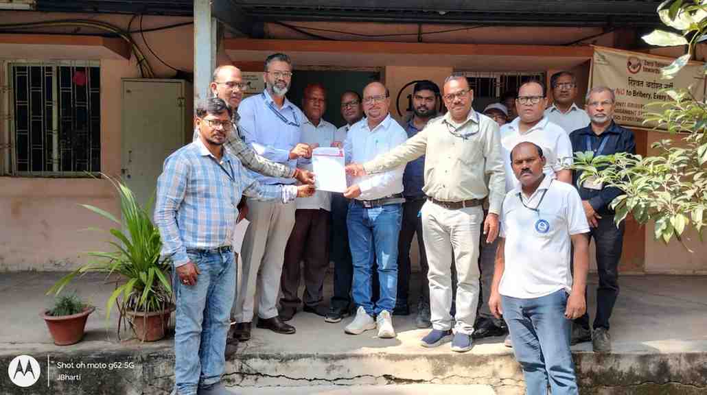 एससी-एसटी एम्प. एसोसिएशन एवं प्रबंधन के बीच त्रैमासिक बैठक हुई सम्पन्न एससी-एसटी एम्प. एसोसिएशन एवं प्रबंधन के बीच त्रैमासिक बैठक हुई सम्पन्न