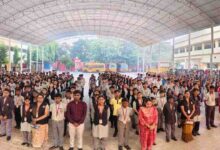 सरस्वती विहार स्कूल में वंदे मातरम गीत का किया गया गायन