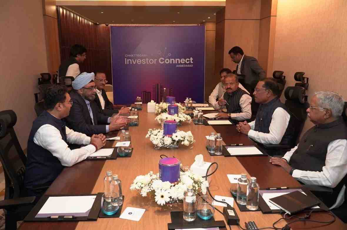 वेल्सपन समूह सहित उद्योगपतियों ने छत्तीसगढ़ में निवेश की इच्छा जताई