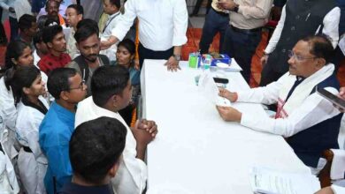 मुख्यमंत्री विष्णु देव साय ने खिलाड़ियों को हरसंभव सहयोग का भरोसा दिया मुख्यमंत्री विष्णु देव साय ने खिलाड़ियों को हरसंभव सहयोग का भरोसा दिया