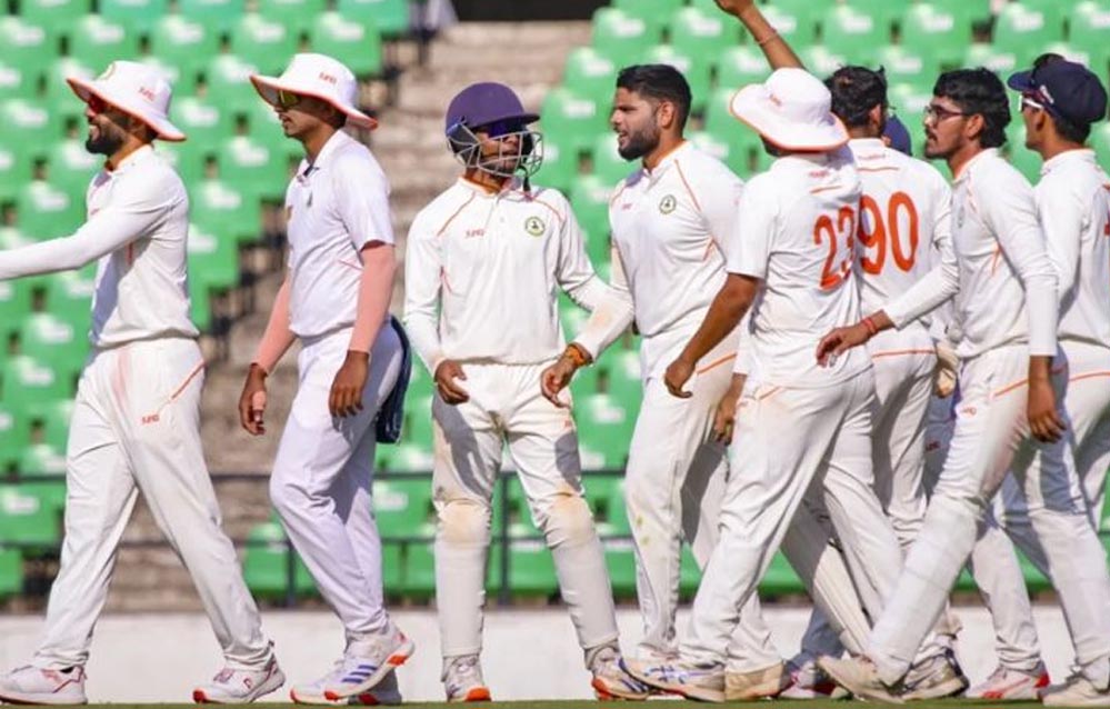 रणजी ट्रॉफी में जम्मू-कश्मीर का इतिहास रचाया, 65 साल में पहली बार दिल्ली को हराया