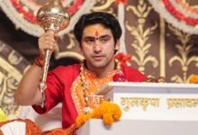 दिल्ली ब्लास्ट पर धीरेंद्र शास्त्री का तीखा बयान: कट्टरपंथियों को फांसी, सनातनी कभी नहीं झुकेगा