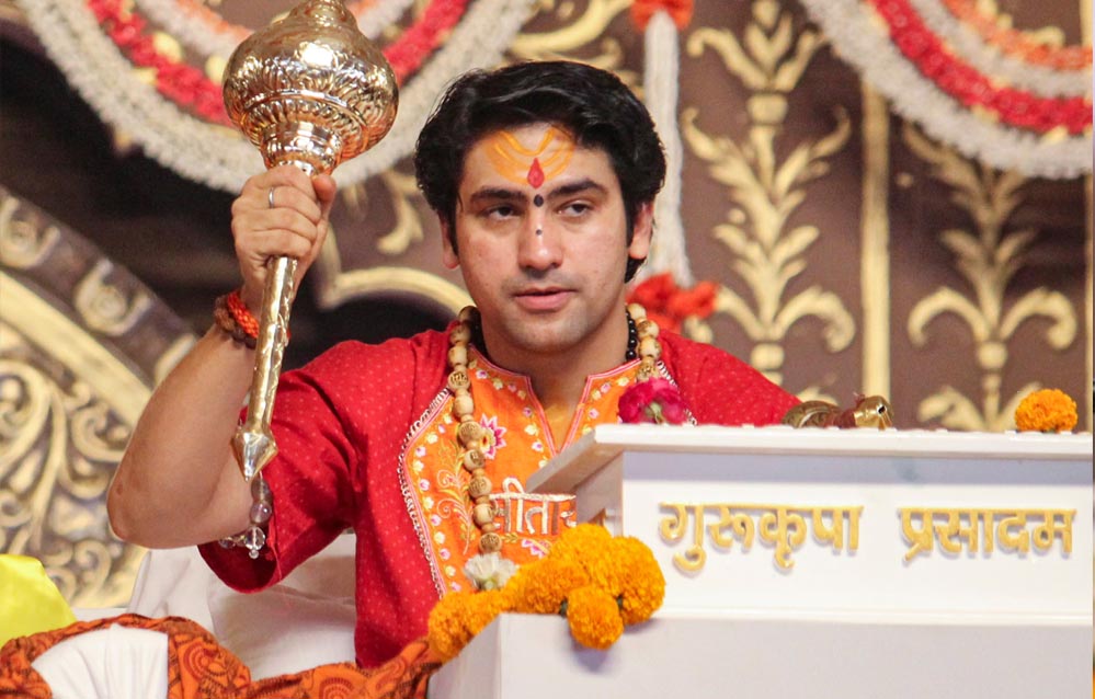 दिल्ली ब्लास्ट पर धीरेंद्र शास्त्री का तीखा बयान: कट्टरपंथियों को फांसी, सनातनी कभी नहीं झुकेगा