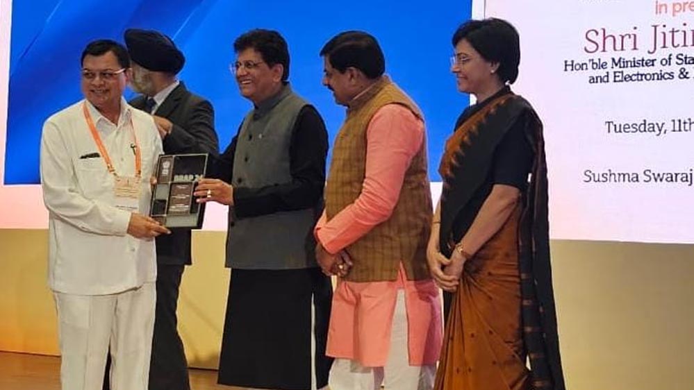 रायपुर : चारों श्रेणियों में अव्वल रहा छत्तीसगढ़ — उद्योग संगम में दिखा सुधार और विकास का नया मॉडल रायपुर : चारों श्रेणियों में अव्वल रहा छत्तीसगढ़ — उद्योग संगम में दिखा सुधार और विकास का नया मॉडल