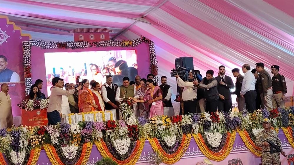 लाड़ली बहनों के खाते में पहली बार 1500 रुपए, सीएम डॉ. मोहन यादव ने सिवनी से ट्रांसफर की 30वीं किस्त