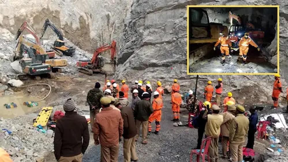 सोनभद्र खदान हादसा: पांच और शव बरामद, मलबे में दर्जन भर मजदूर फंसे होने का अंदेशा सोनभद्र खदान हादसा: पांच और शव बरामद, मलबे में दर्जन भर मजदूर फंसे होने का अंदेशा