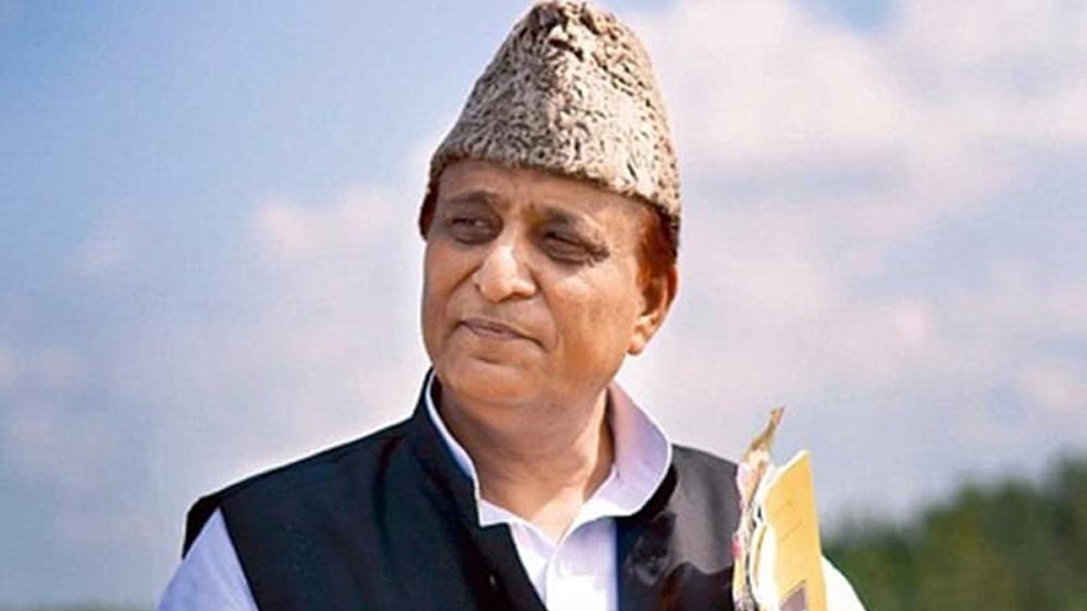 फिर मुश्किल में आजम खान, पैन कार्ड मामले में कोर्ट ने बेटे के साथ ठहराया दोषी