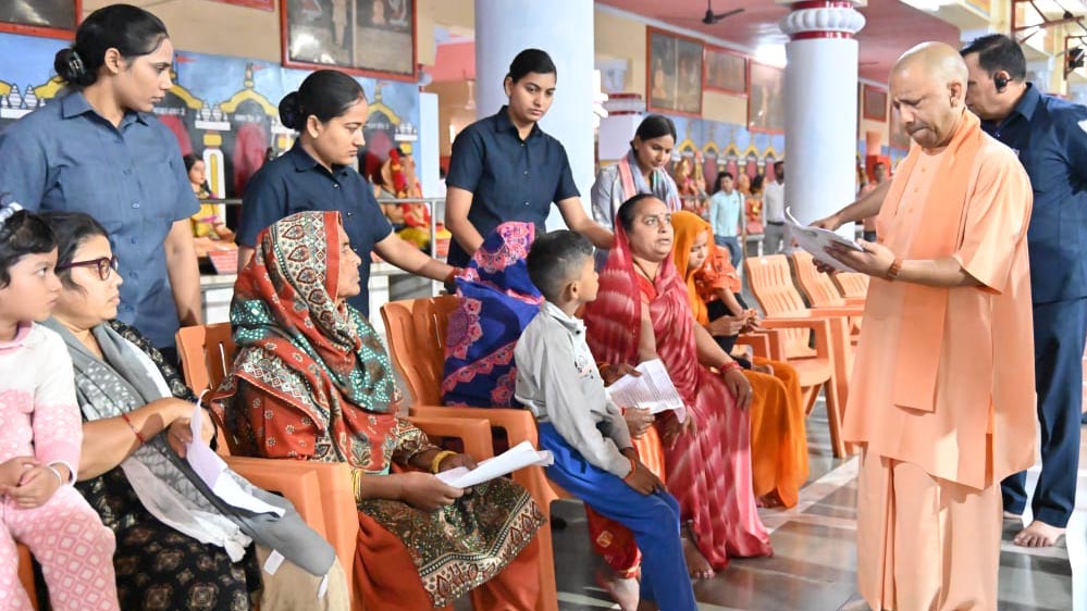 जनता की समस्याओं के समाधान को संकल्पित है सरकार : मुख्यमंत्री जनता की समस्याओं के समाधान को संकल्पित है सरकार : मुख्यमंत्री