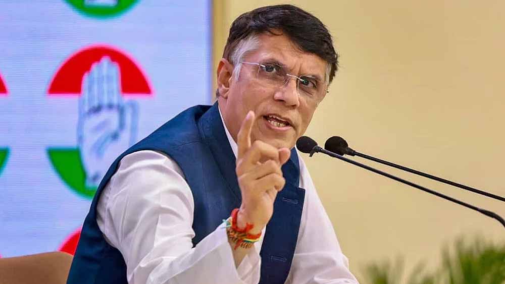 पवन खेड़ा का विवादित बयान: ‘PM की कनपटी पर कट्टा रखकर CM बनें नीतीश कुमार’