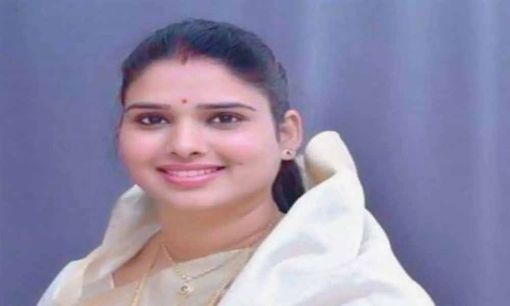 विधायक की सदस्यता पर संशय कायम, निर्मला सप्रे का पलटवार—‘पद का मोह होता तो मैं मंत्री होती’ विधायक की सदस्यता पर संशय कायम, निर्मला सप्रे का पलटवार—‘पद का मोह होता तो मैं मंत्री होती’