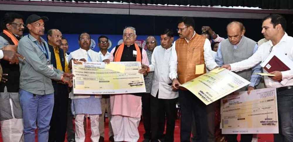 मत्स्य किसानों को आर्थिक समृद्धि हेतु नवीन तकनीक एवं कौशल विकास को अपनाने की जरूरत: मंत्री रामविचार नेताम मत्स्य किसानों को आर्थिक समृद्धि हेतु नवीन तकनीक एवं कौशल विकास को अपनाने की जरूरत: मंत्री रामविचार नेताम
