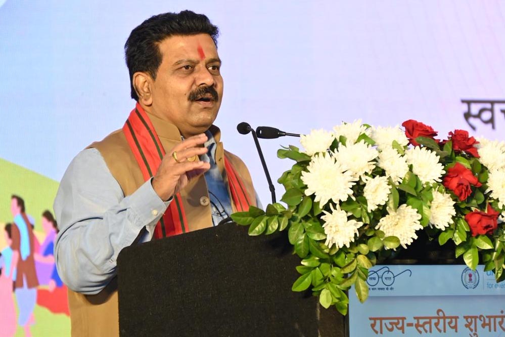 रायपुर : विश्व शौचालय दिवस विशेष : गांव में बदलाव लाने के लिए दृढ़ संकल्प लें सरपंच – उपमुख्यमंत्री  शर्मा