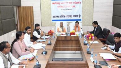 रायपुर : मॉडल लेबर चौक एवं डिजिटल लेबर चौक का निर्माण कराने का निर्णय रायपुर : मॉडल लेबर चौक एवं डिजिटल लेबर चौक का निर्माण कराने का निर्णय