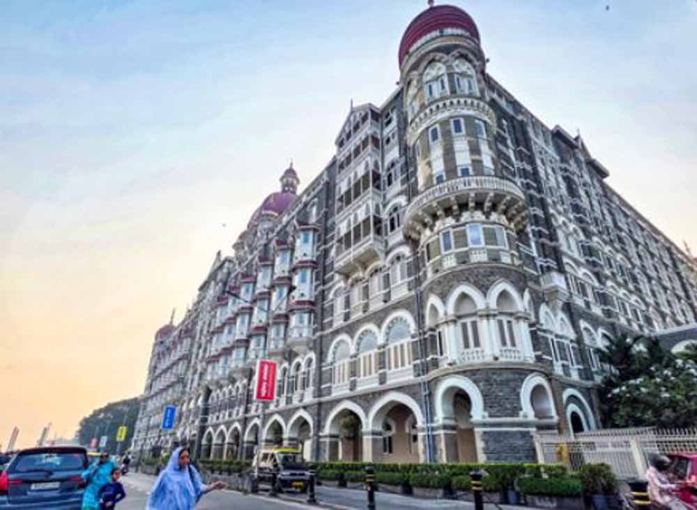 26/11 शहीदों को अमेरिकी दूतावास की श्रद्धांजलि, आतंकवाद के खिलाफ भारत की लड़ाई का समर्थन 26/11 शहीदों को अमेरिकी दूतावास की श्रद्धांजलि, आतंकवाद के खिलाफ भारत की लड़ाई का समर्थन