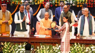 हमारा संविधान दुनिया का सबसे बड़ा और भारत की अनेकता को एकता में जोड़ने वाला हैः मुख्यमंत्री योगी आदित्यनाथ