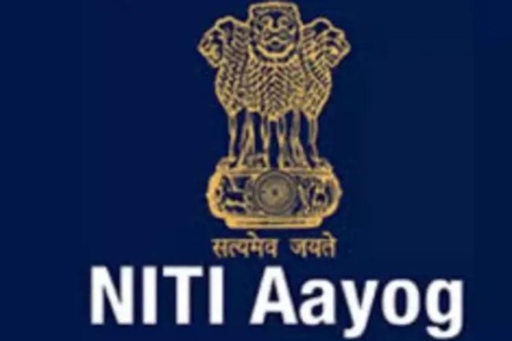 नीति आयोग का सुझाव: बात-बात पर लाइसेंस और निरीक्षण राज को खत्म किया जाए नीति आयोग का सुझाव: बात-बात पर लाइसेंस और निरीक्षण राज को खत्म किया जाए