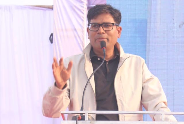 रायपुर : कैरियर मार्गदर्शन कार्यक्रम में उमड़ा उत्साह: आनंद कुमार और वित्त मंत्री ओ.पी. चौधरी ने युवाओं को दिया सफलता का मंत्र