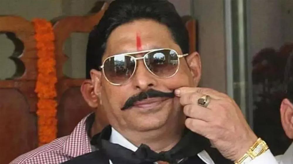 मोकामा सीट पर मुकाबला कड़ा: बाहुबली अनंत सिंह vs सुरजभान सिंह की पत्नी वीना देवी मोकामा सीट पर मुकाबला कड़ा: बाहुबली अनंत सिंह vs सुरजभान सिंह की पत्नी वीना देवी