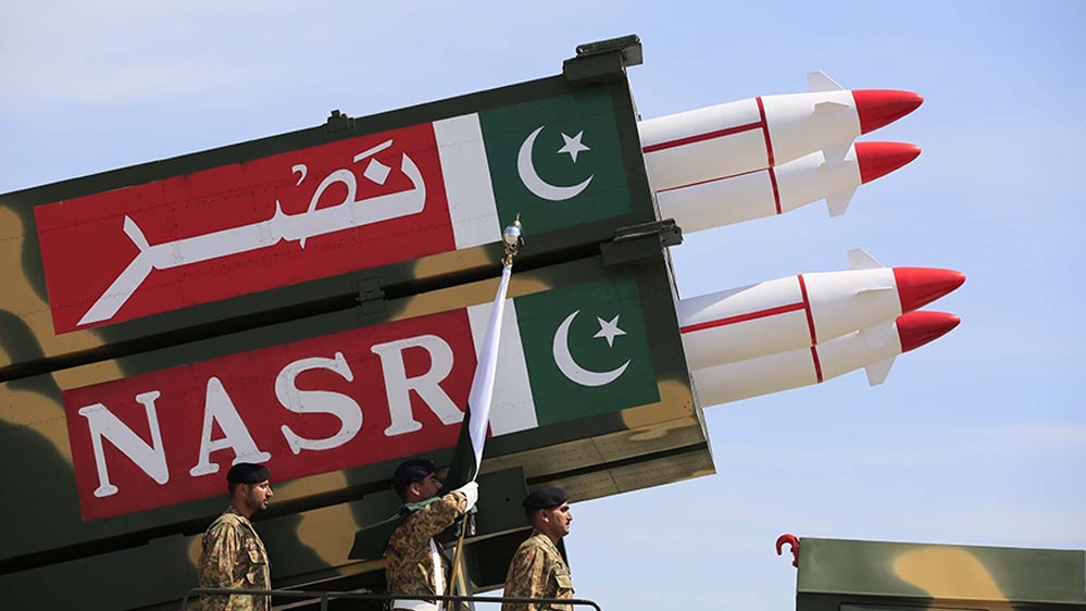 पाकिस्तान कर रहा परमाणु परीक्षण, ट्रंप ने इशारों-इशारों में किया खुलासा पाकिस्तान कर रहा परमाणु परीक्षण, ट्रंप ने इशारों-इशारों में किया खुलासा