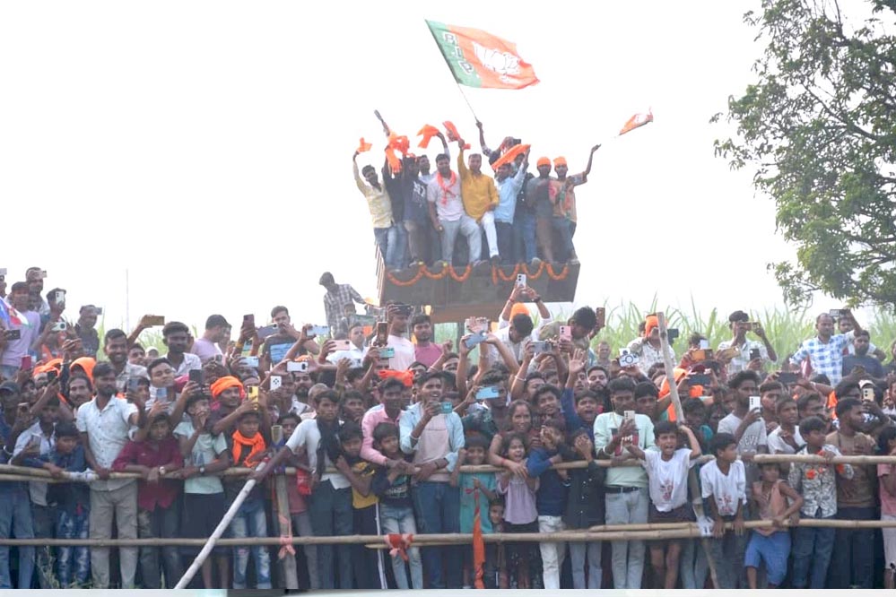 बिहार को अराजकता, अपहरण और जातीय नरसंहार की ओर लौटाना चाहती है RJD-कांग्रेस- सीएम योगी बिहार को अराजकता, अपहरण और जातीय नरसंहार की ओर लौटाना चाहती है RJD-कांग्रेस- सीएम योगी